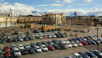 výhled z kanceláře společnosti Divvy na hory v Utahu